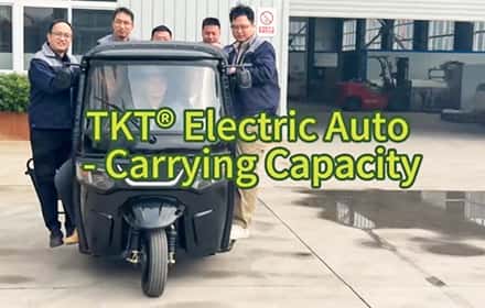 Three wheeled vehicle load performance display